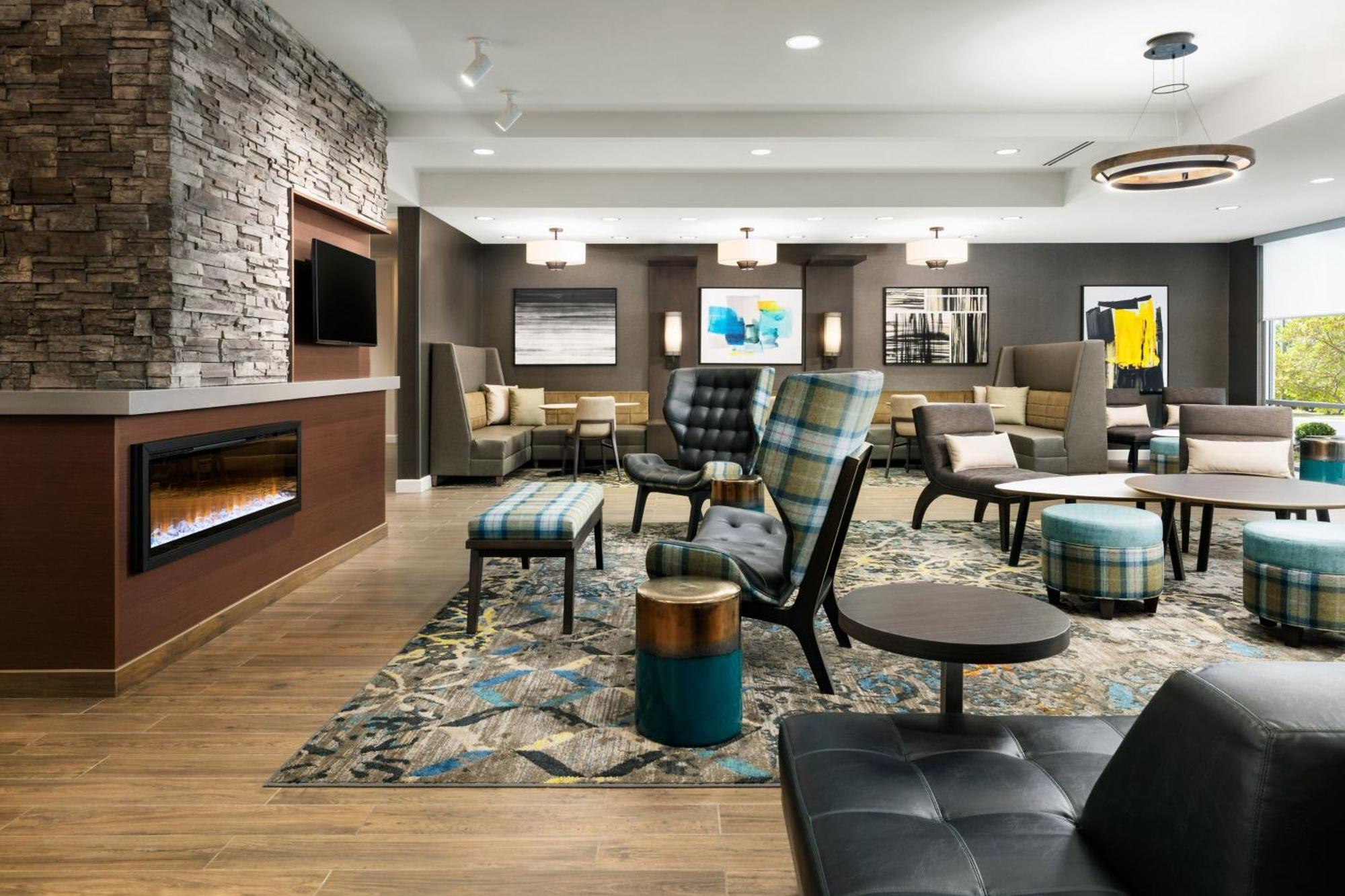 By Marriott * King of Prussia